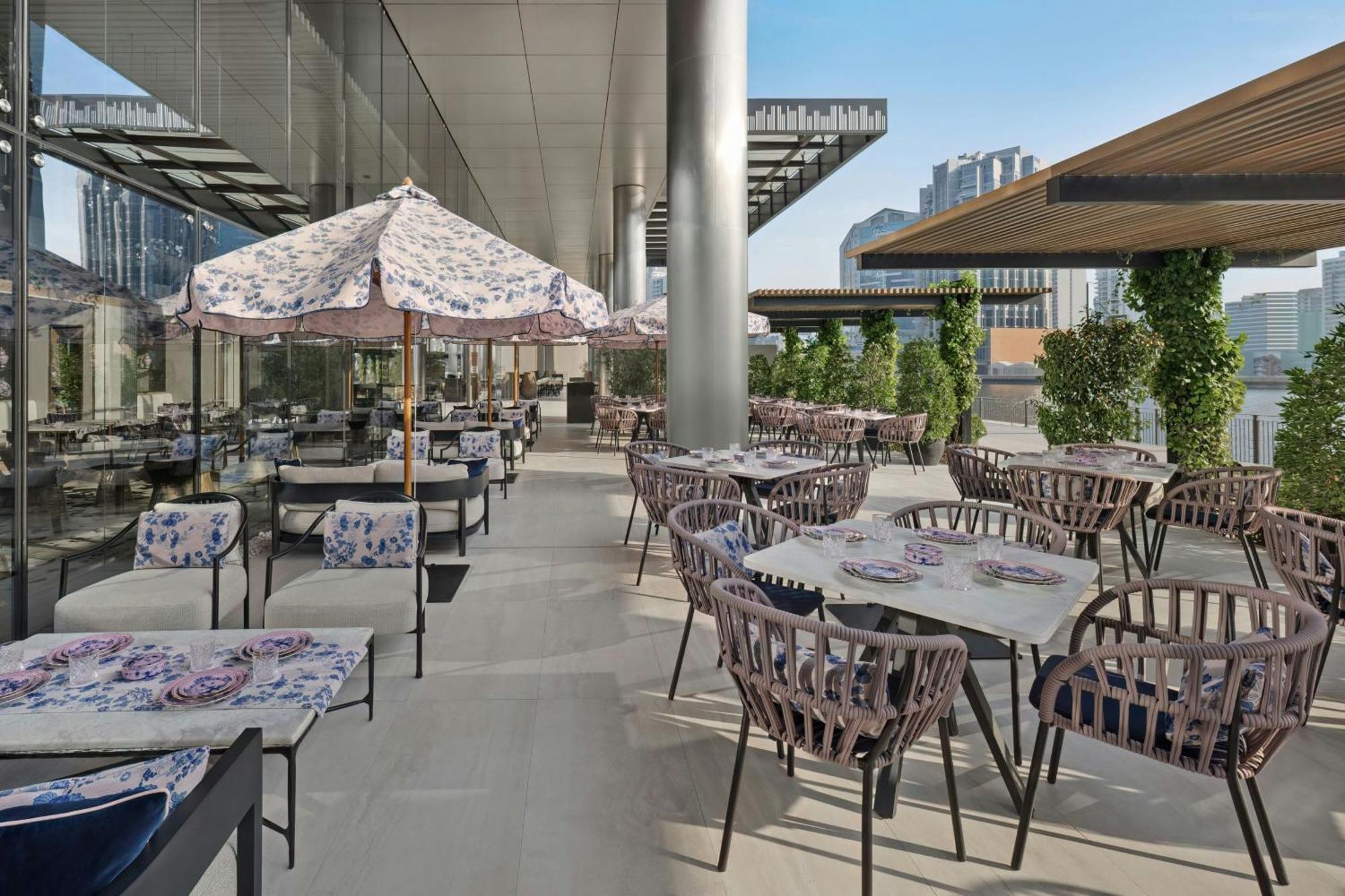 The St. Regis Downtown Dubai Hotel Eksteriør billede The Terrace